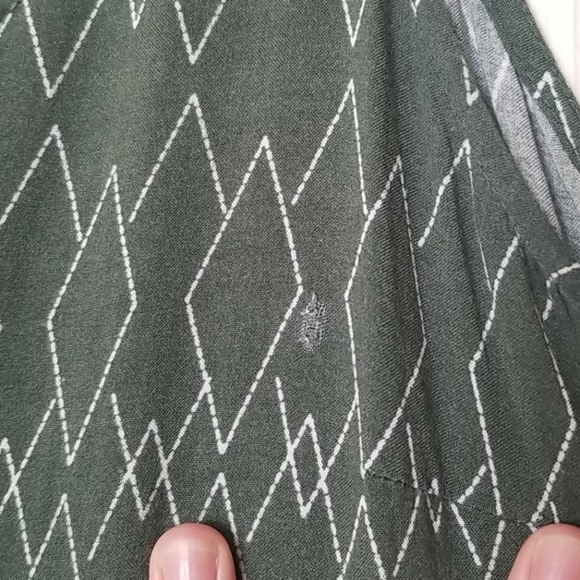 Geometric green romper - Picture 4 of 6